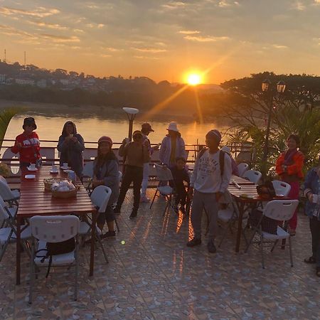 Day Waterfront Hotel Chiang Khong Dış mekan fotoğraf