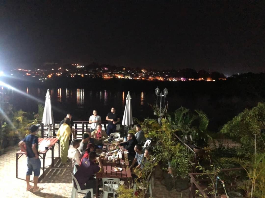 Day Waterfront Hotel Chiang Khong Dış mekan fotoğraf