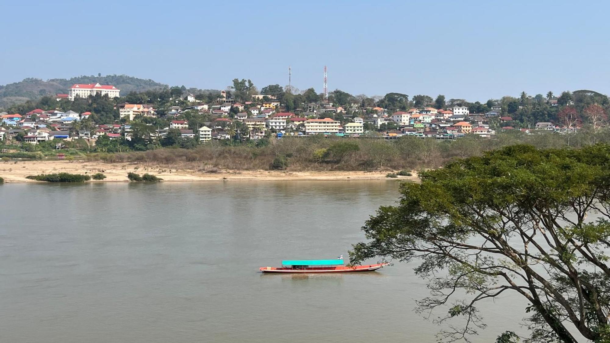 Day Waterfront Hotel Chiang Khong Dış mekan fotoğraf