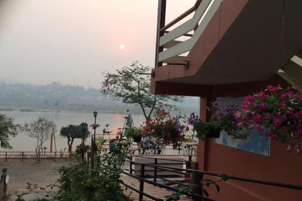Day Waterfront Hotel Chiang Khong Dış mekan fotoğraf